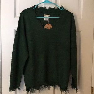 Main strip distressed sweater